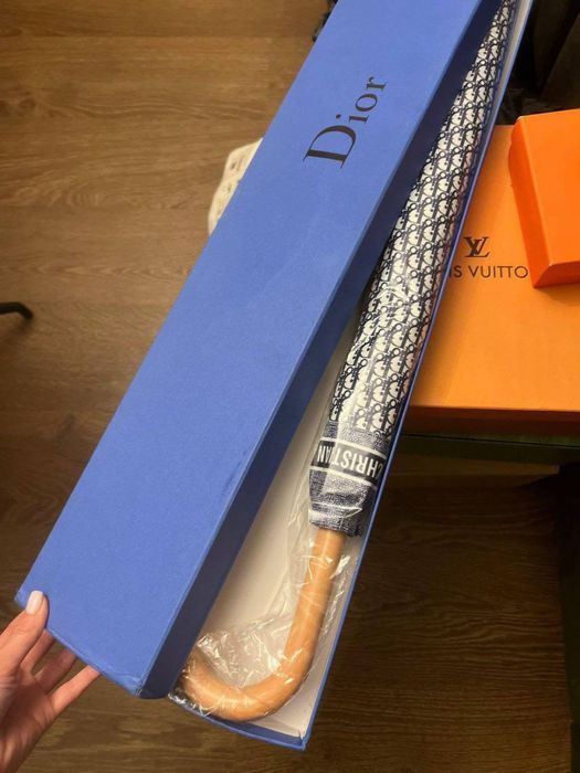 Бутиков чадър Dior