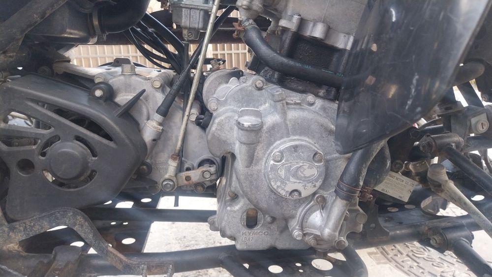 Vând Atv kymco kxr 250