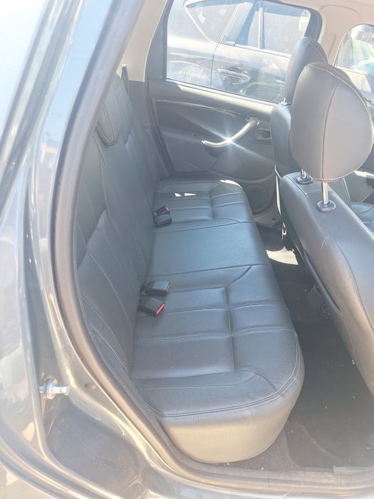 Dezmembram Dacia Duster 1.5 dci euro 5 4x4 4x2 manuala 6+1 trepte