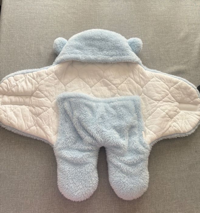 Син порт мече за момче