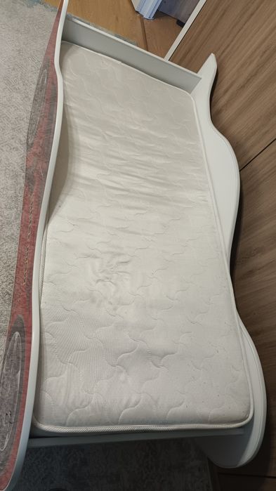 Детская кровать продам за 12 000