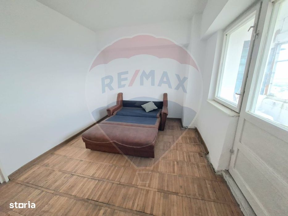 Apartament 3 camere decomandat – 90 mp – Buhuși