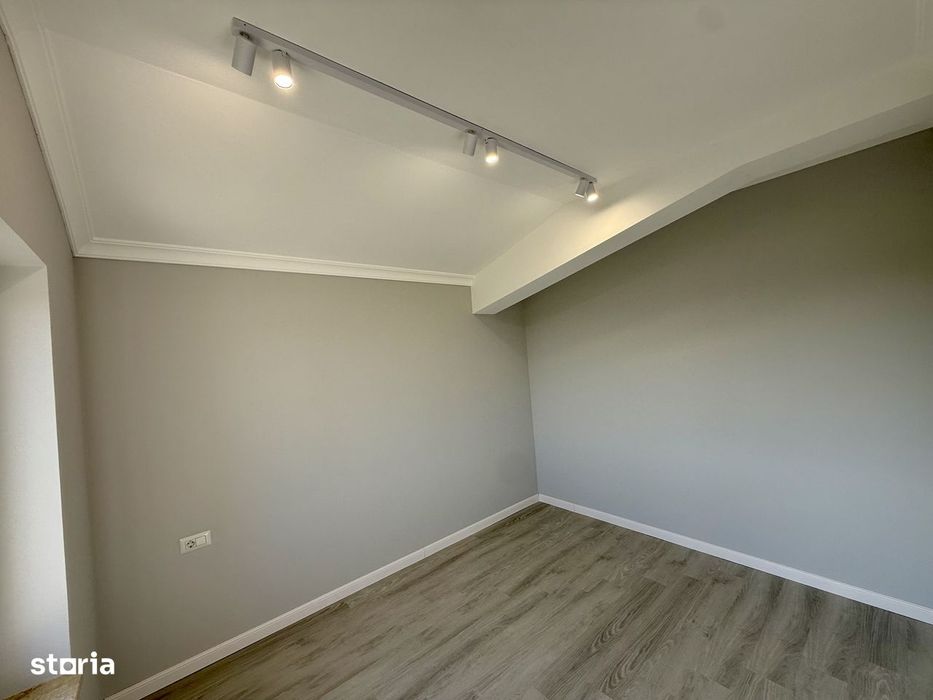 Casa zona Selgros Capsunarie Damila