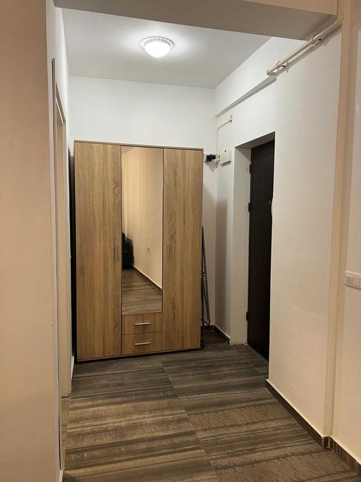 Apartament cu 3 camere +parcare de închiriat în Tabăra Năvodari.