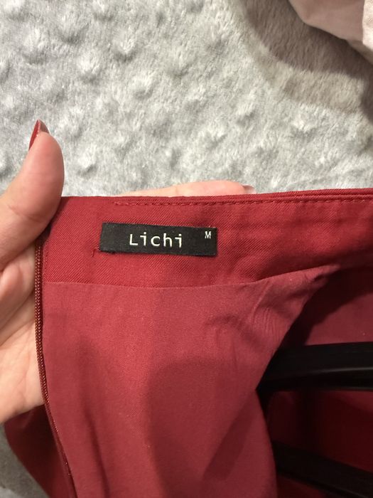 Платье от бренда  Lichi