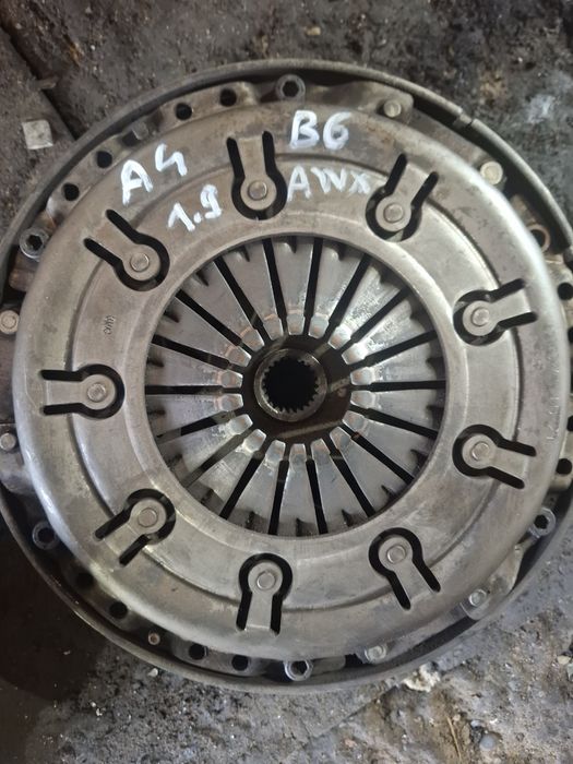 Volanta Masă dublă Audi A4 B6 1.9 AWX 131 CP 5 trepte