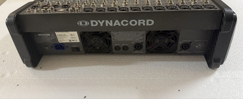 Vând mixer Dynacord PM1000.3