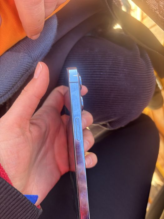 Iphone 13 pro 256 GB Sierra Blue запазен , минимални следи от употреба