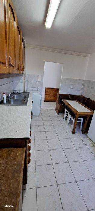 3 camere decomandat, 63 mp, zona Hortensiei
