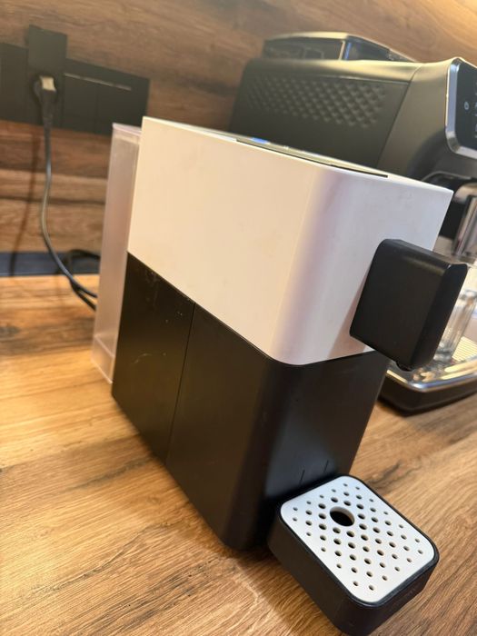 Expresor Cremesso Easy 19 bari + 96 capsule