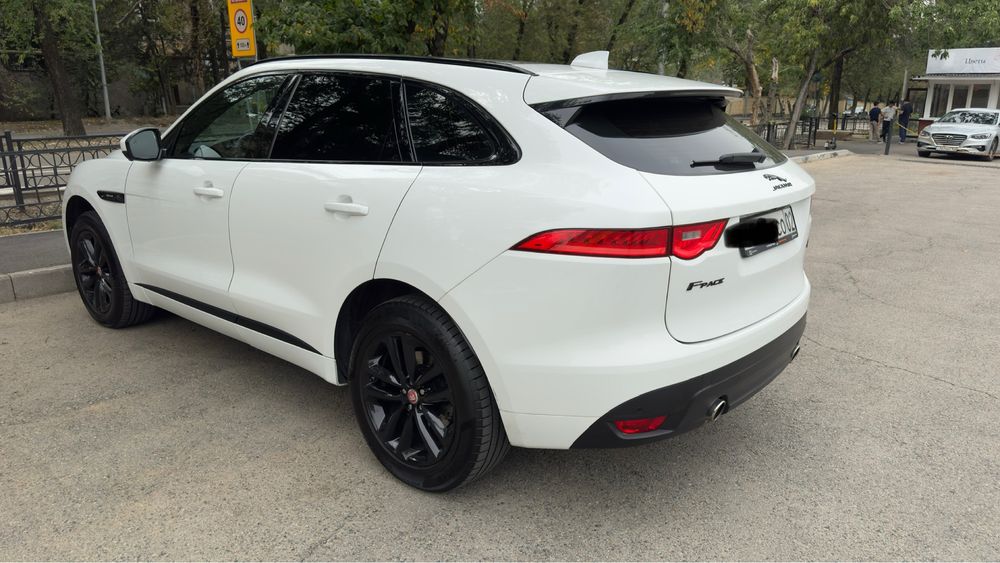 Jaguar F-PACE 2016, 3.0