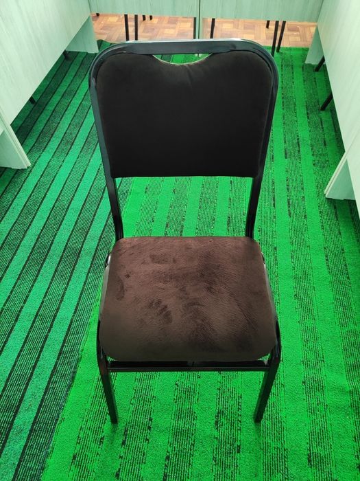 PARTA stul sotiladi 4komplekt bor