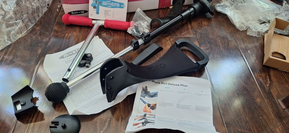 Trotineta Mini Micro 3in1 Deluxe Pink cu maner parental