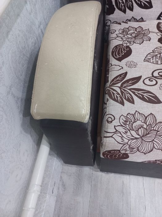 Продам диван-тахту