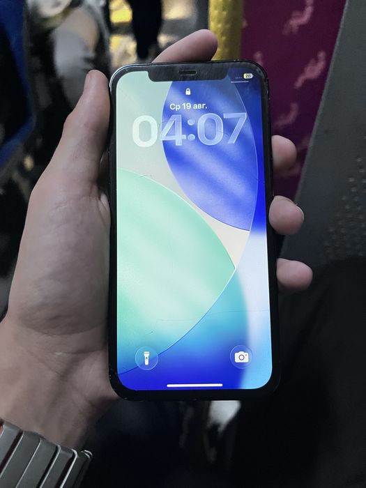 Iphone 12 Pro 79akb