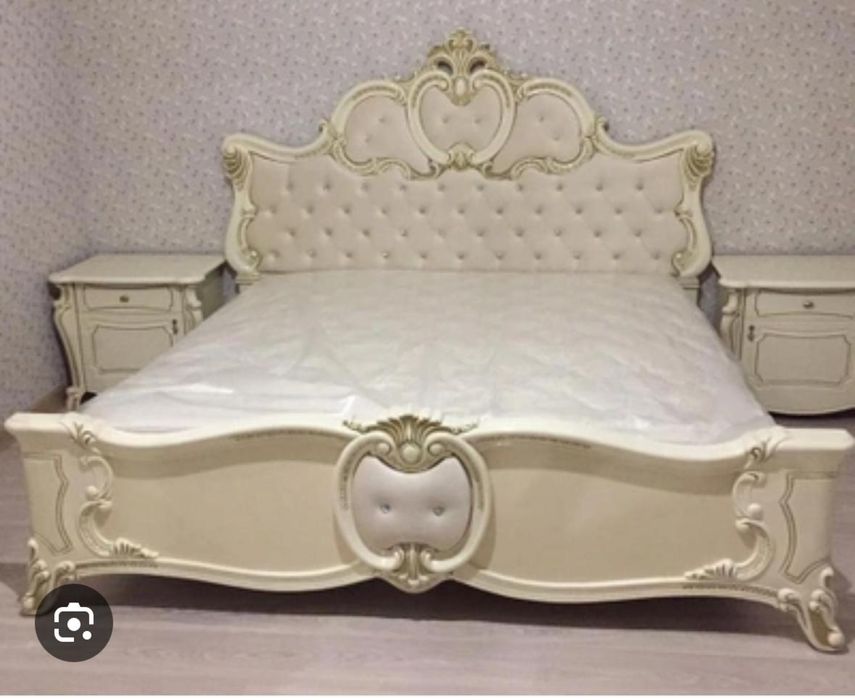 Двухспальная кровать