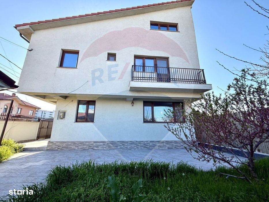 Casa cu teren de inchiriat in Palazu Mare