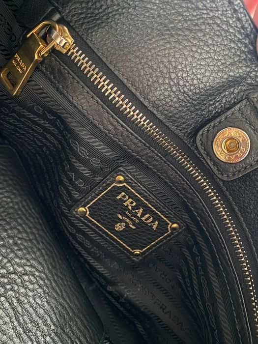 Продам сумку Prada Sacca 2 Manici оригинал