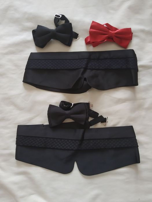 Продам комплект бабочка с поясом