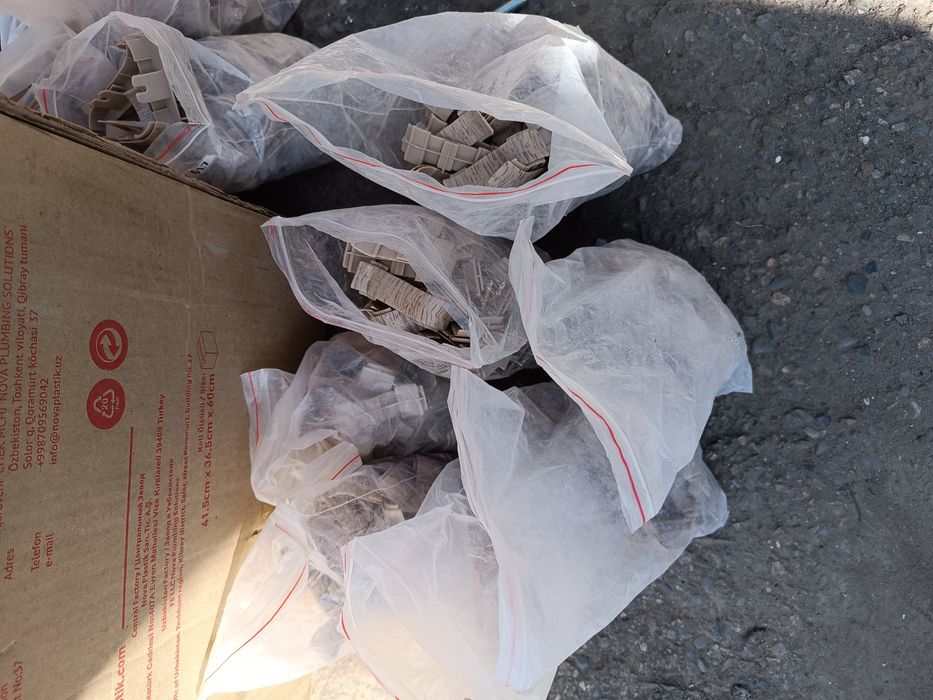 Продам заглушки, соединители