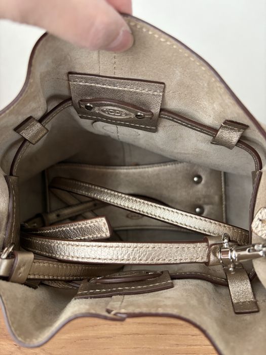 Продам женскую сумку TODS