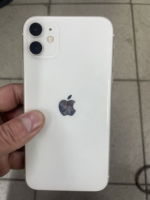 Apple iPhone 11 White память 64ГБ,обмен