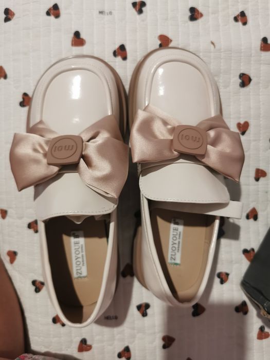 Продам детские туфли