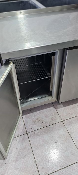 Холодильный стол Абат