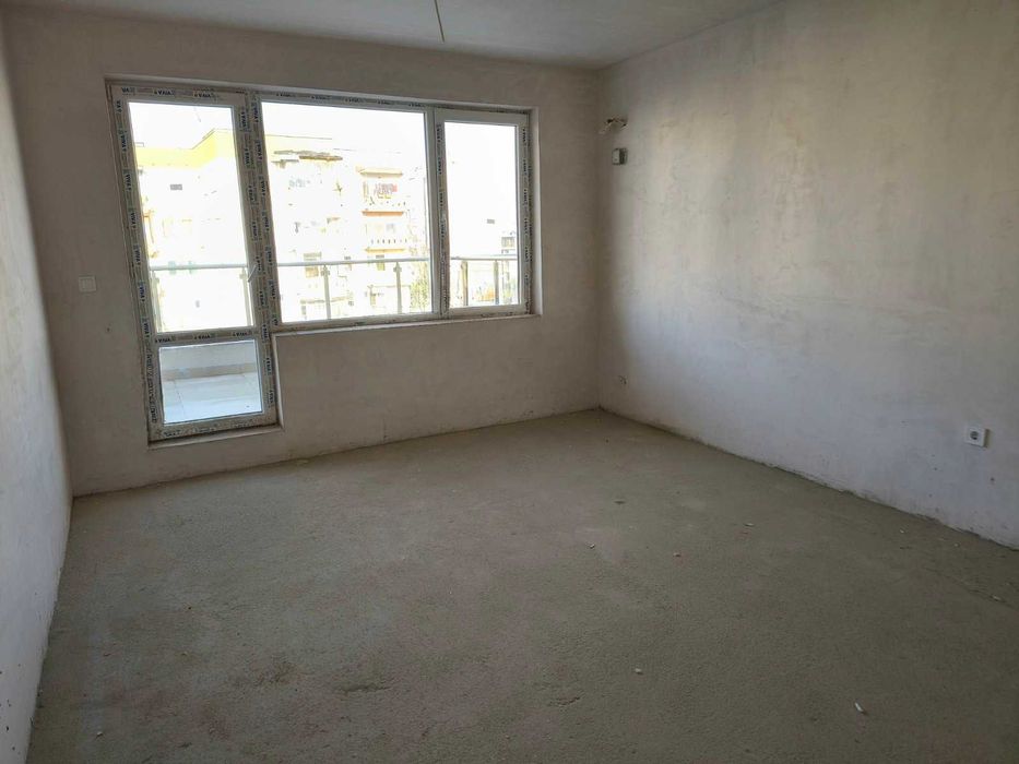 Тристаен апартамент пред Акт 16