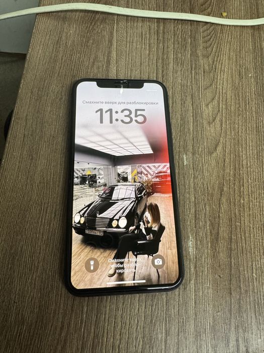Продам Iphone 11 pro