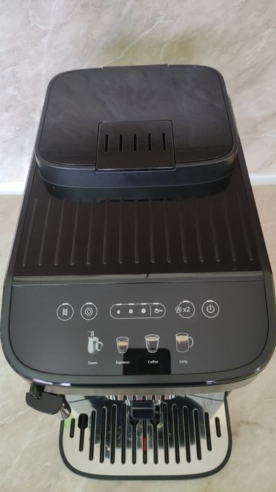 Кафеавтомат Delonghi Magnifica Evo