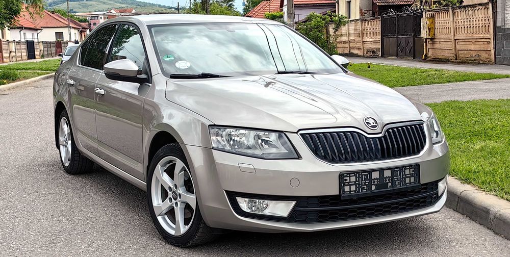 SKODA Octavia 2014