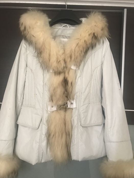 Дамско яке от естествен косъм бяло