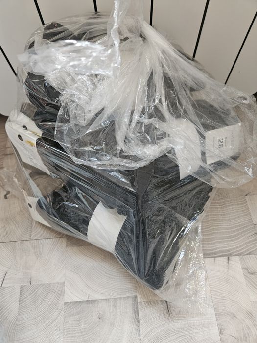 Uniforma militara,bocanci,scurta,curea,ciorapi,vesta tactica,fes...etc