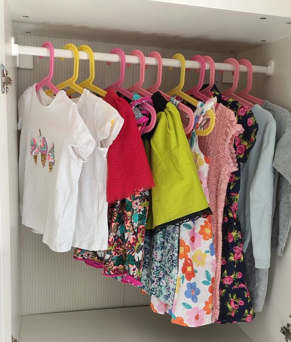 Лот дрехи за момиче, 5-6 години