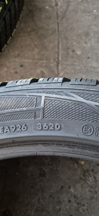 4 anvelope iarna Vredestein 275/40/22,dot 2020.Pretul este pe bucata.