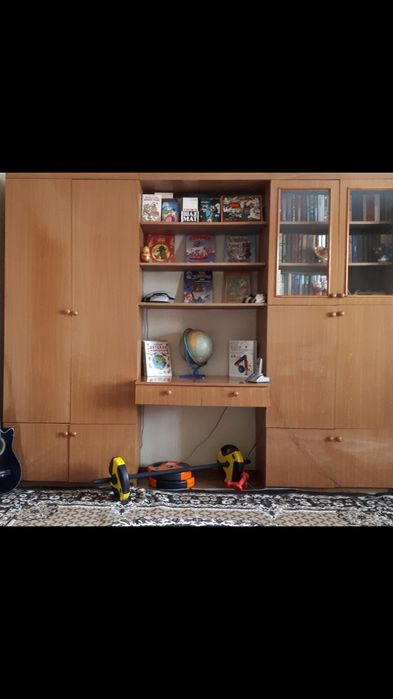 Стенка школьная Срочно