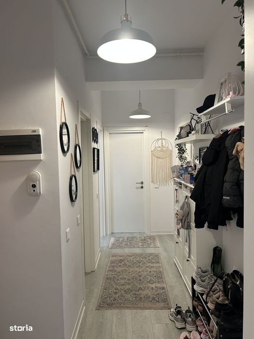 Apartament cu 3 camere+boxa, Otopeni