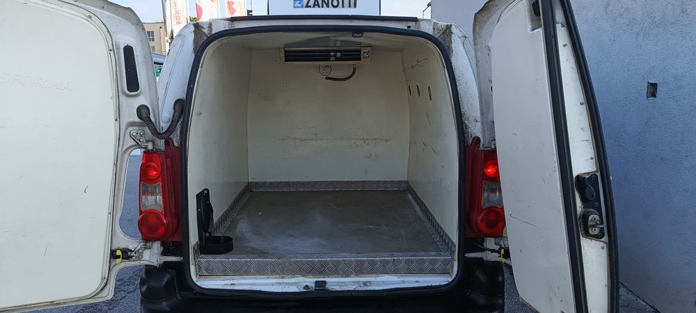 Хладилнo Peugeot Partner 2009г.