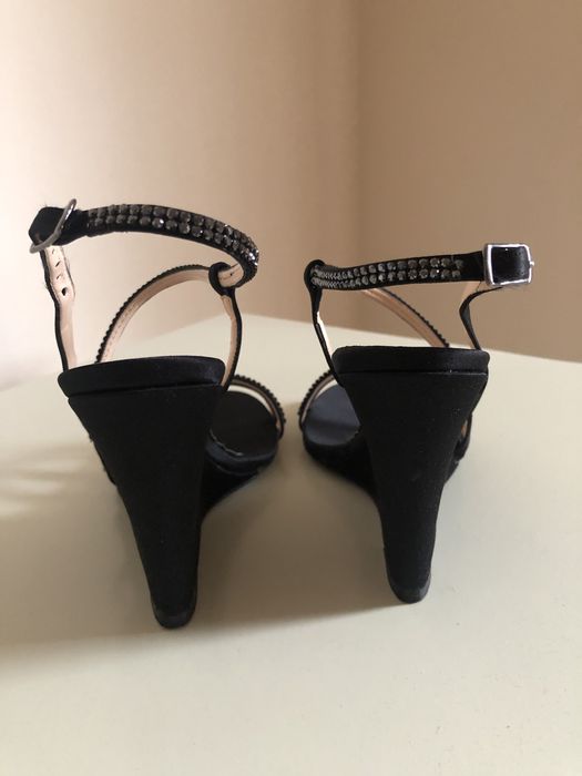 Босоножки ALBANO