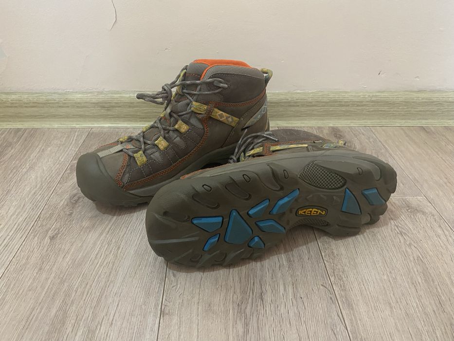 Keen targhee II mid
