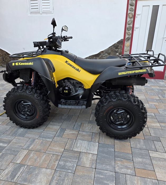 ATV Kawasaki Brute Force 750