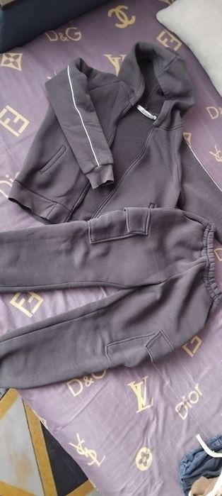 Продам костюм на мальчика рр146 (6-8лет)