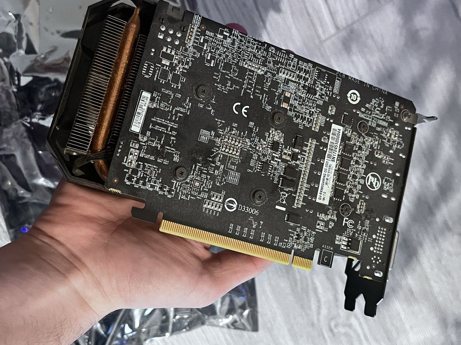 Видео карта Gigabyte Radeon Rx 560 4GB