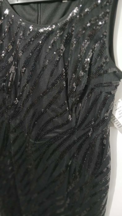 Елегантна черна рокля с пайети – KASPER
