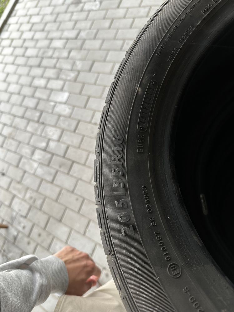 Шины Dunlop 205/55/16 5 шт: 60 000 тг. - Автошины Абай на Olx