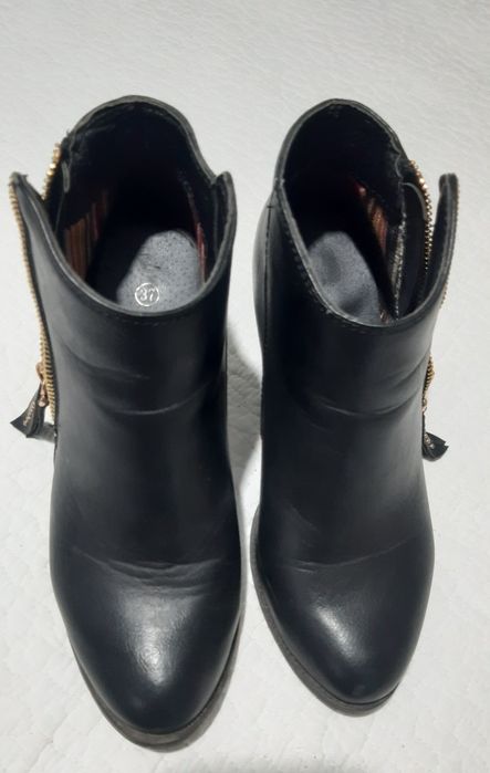 Ghete cu toc nr.36-37