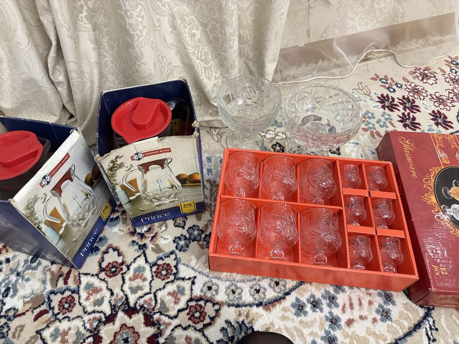 Посуда стекло стаканы и графин