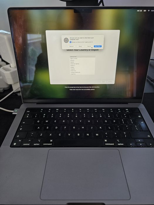 Macbook Pro M2 14" 16 Ram 500 SSD