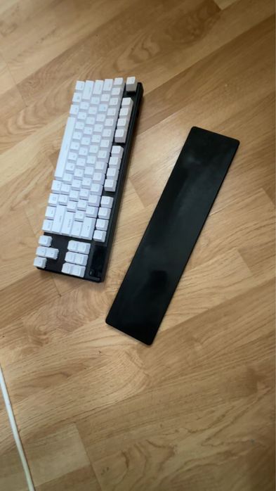 Tastatura Apex Pro Tkl 2024